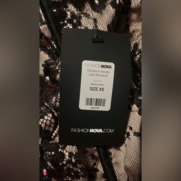 Fashion Nova Romance Novels Lace Bodysuit-Black/combo - Picture 2 of 4